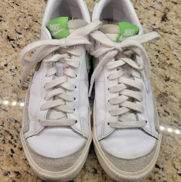 Mens Nike Sneakers sz 6 - Picture 4 of 7